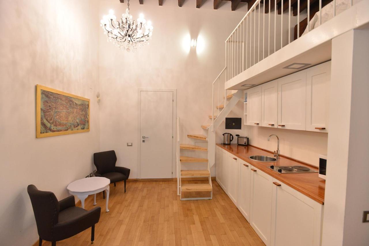 Izzhome City Center Cozy Cagliari Dış mekan fotoğraf