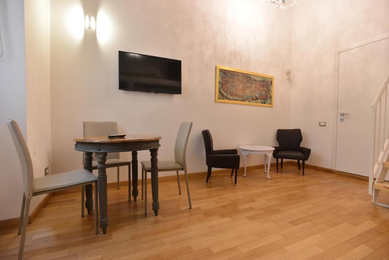 Izzhome City Center Cozy Cagliari Dış mekan fotoğraf
