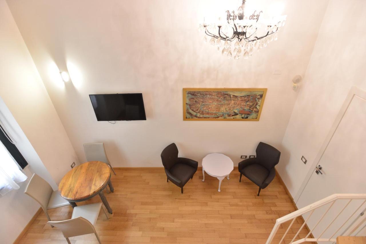 Izzhome City Center Cozy Cagliari Dış mekan fotoğraf