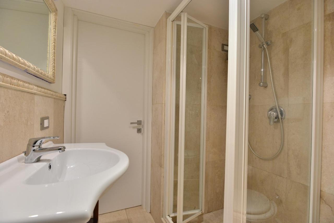 Izzhome City Center Cozy Cagliari Dış mekan fotoğraf